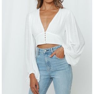 White long sleeve crop top